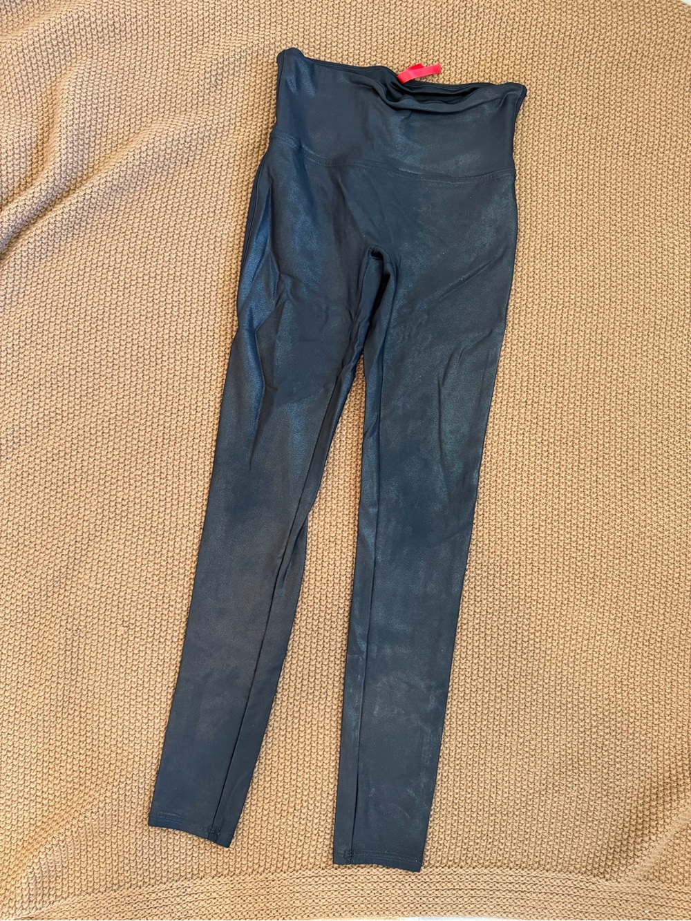 SPANX Black High-Waist Shaping Leggings with Red Brand Tag